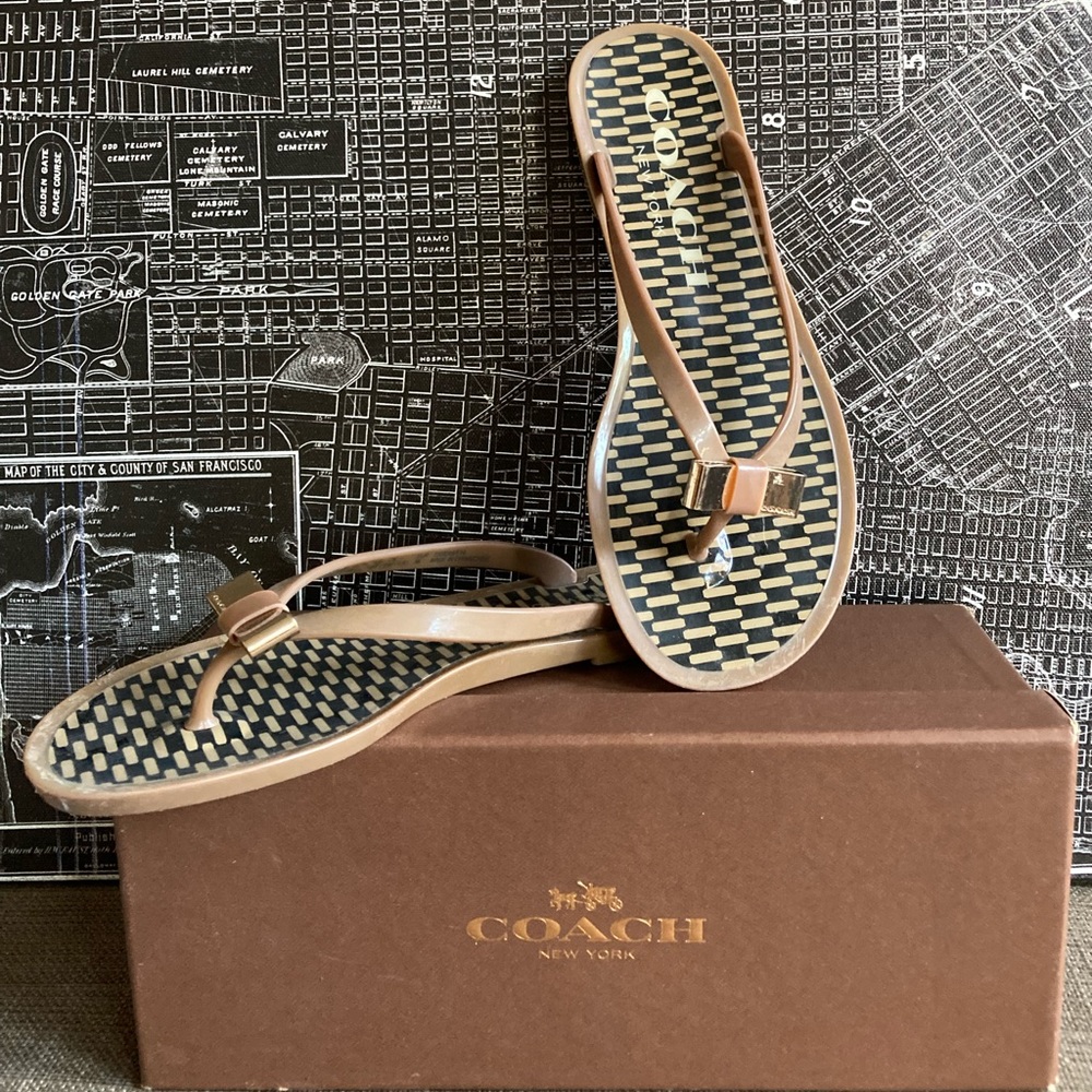 Coach Sandal Size 6
